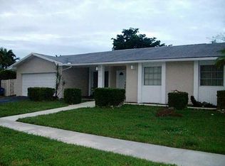 400 Chestnut Ln, Weston, FL 33326