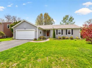 1733 Kirk Rd S, Rochester, NY 14612
