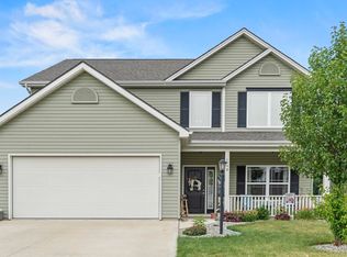 1508 Hayden Dr, Auburn, IN 46706