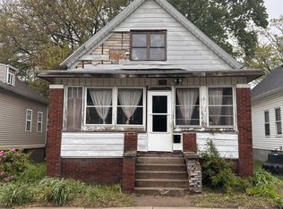 1511 W 10th St, Michigan City, IN