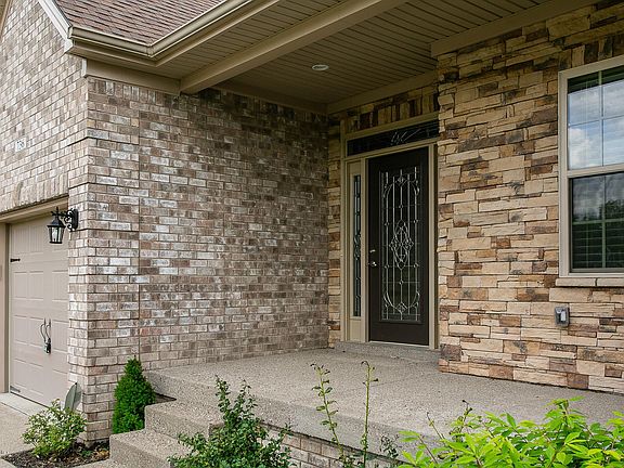 3rd image of 736 Dehart Ln