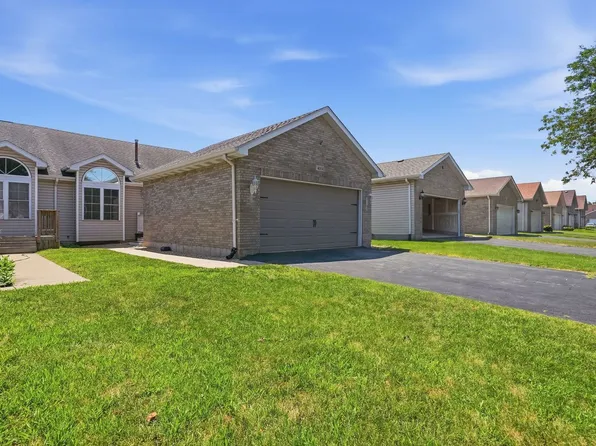 4314 River Glen Dr, Joliet, IL 60431