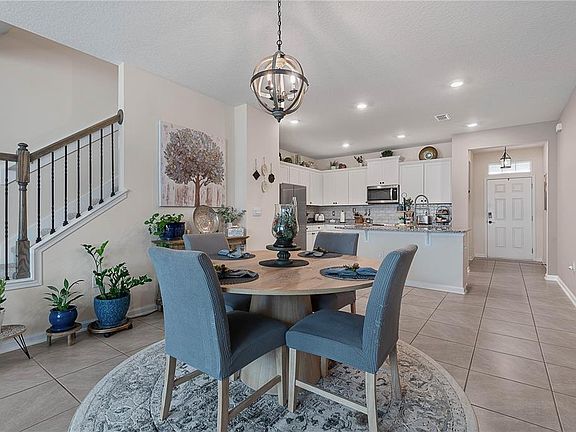 3rd image of 68 Redbud Rd