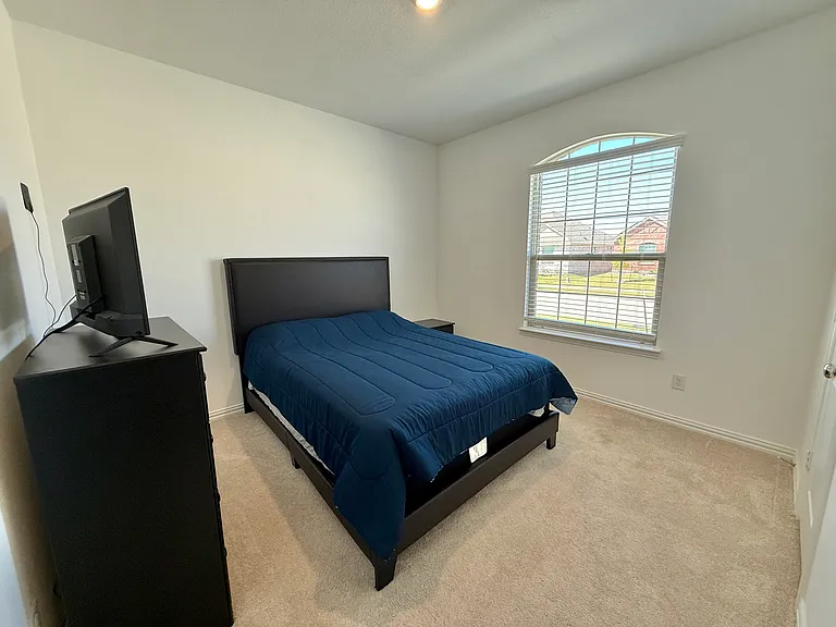 5119 Penrose Dr — Photo 13