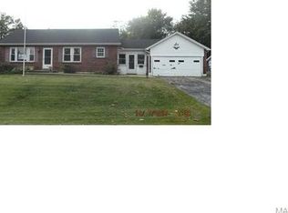 9900 Niblic Dr, Saint Louis, MO 63114