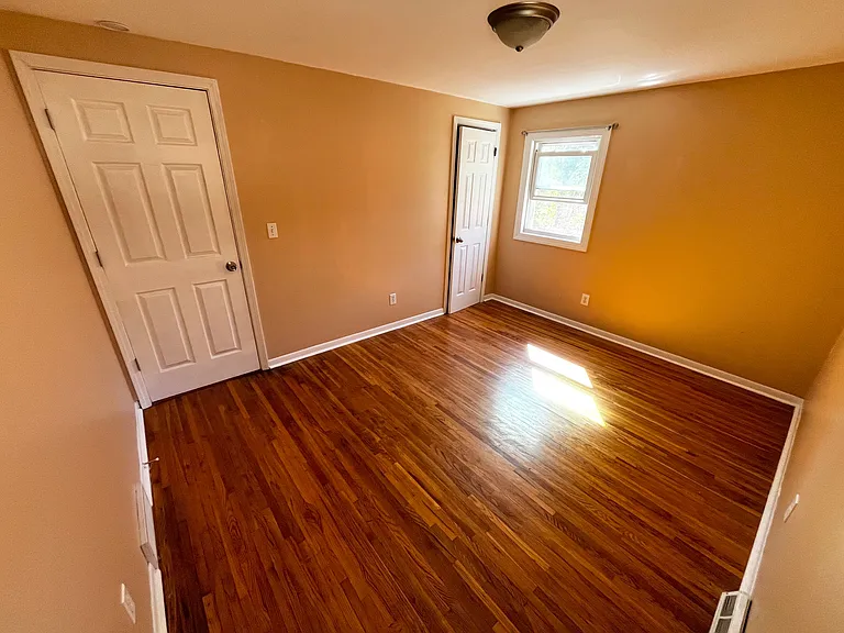 51 N Seine Dr #1 — Photo 10