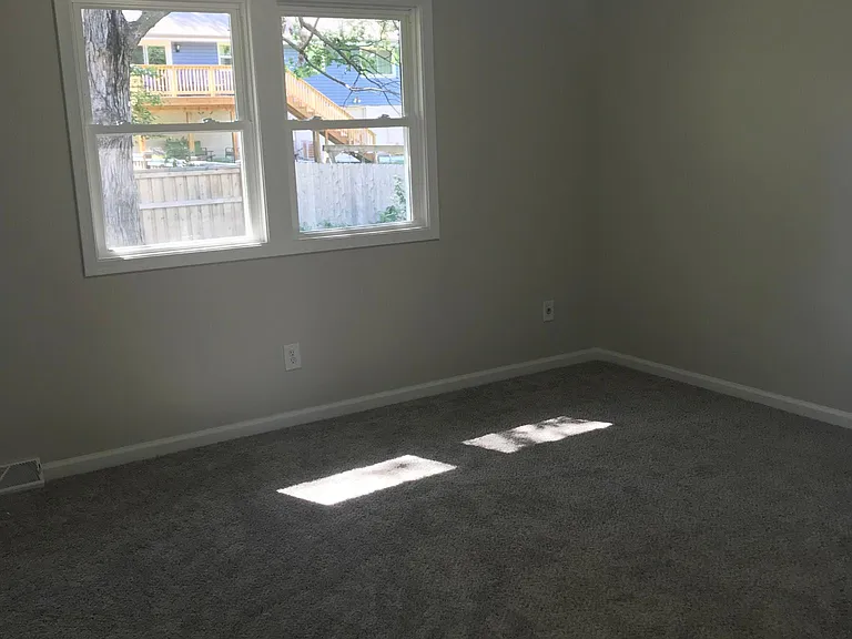 7533 Hayes Cir — Photo 10