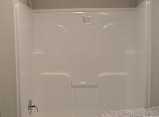 100 Garlington Cir, Waycross, GA 31503
