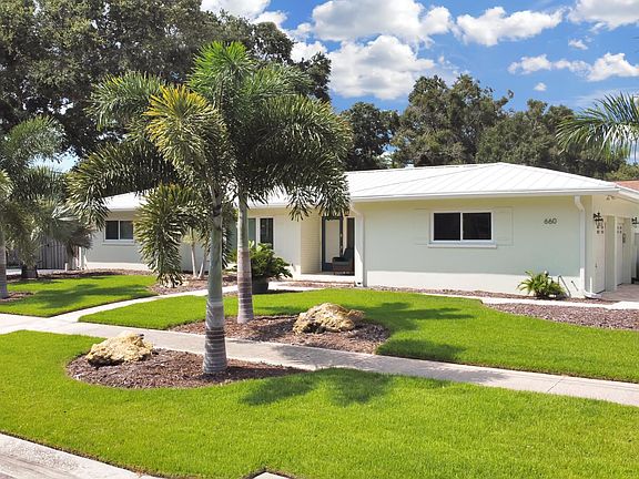 4th image of 660 San Salvador Dr