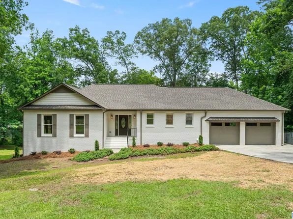 111 Dove Cove Rd, Talladega, AL 35160