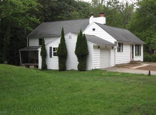 1117 Lexington Ave, Pocono Summit, PA
