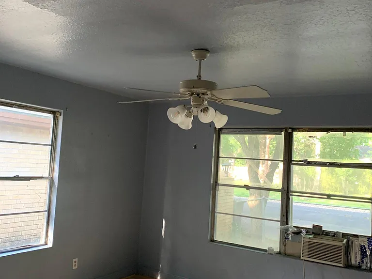1420 Cottonwood Ave — Photo 4