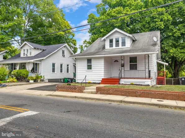 4311 34th St, Brentwood, MD 20722