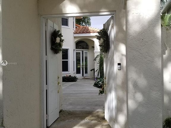 3rd image of 7545 NW 71st Ter