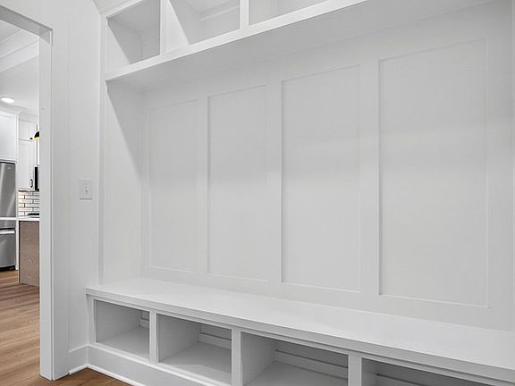 3rd image of 193 Cripps Ln