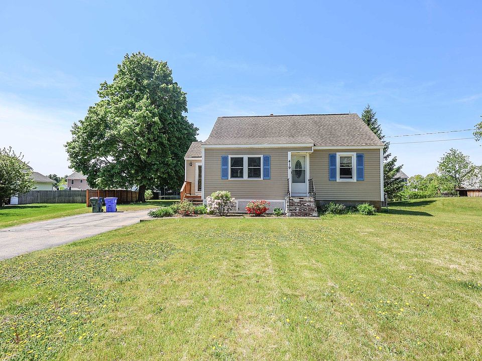 1st image of 419 Cohas Avenue