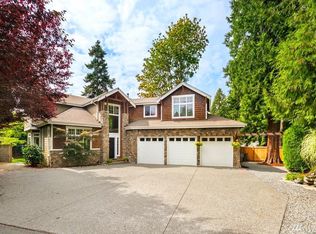 19821 100th Ave NE, Bothell, WA 98011