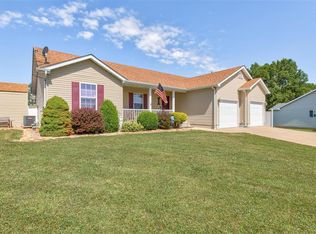 427 Ridgeview Dr, Desloge, MO 63601