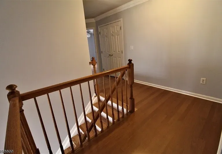 53 Hendrickson Dr — Photo 11