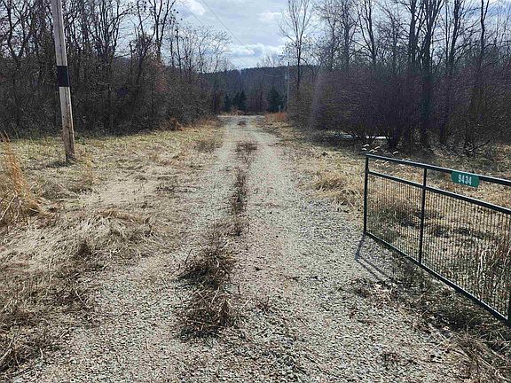 2nd image of 9434 Simmons Creek Rd