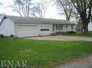 707 Marshall Ln, Bloomington, IL 61701