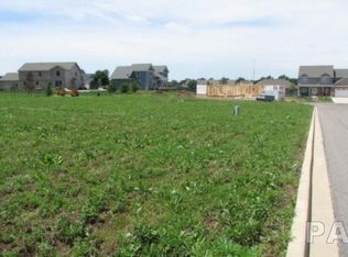 614 Wellington, Washington, IL