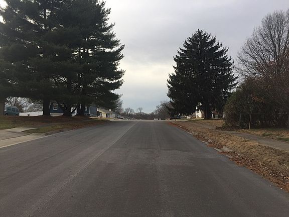 5th image of 1106 Sir Lancelot Ln