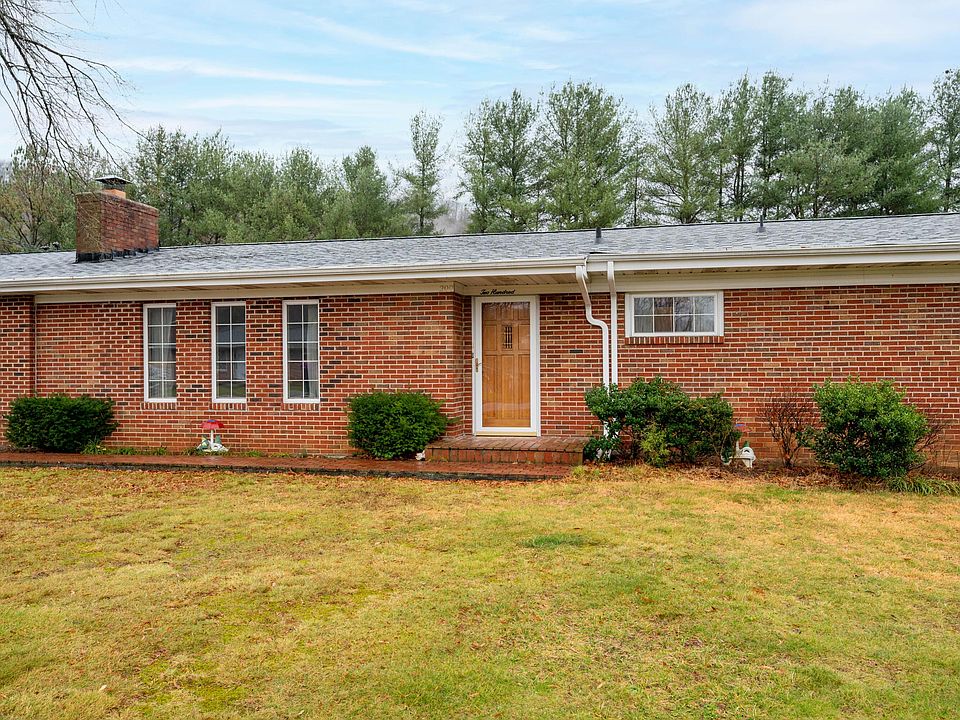 1st image of 200 & 204 Windy Hills Dr