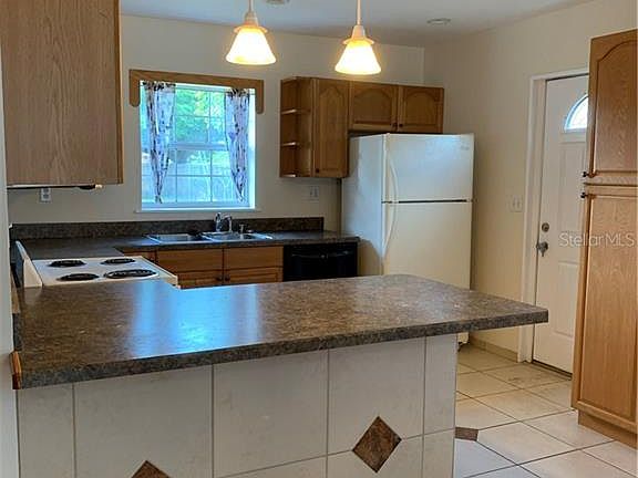 4th image of 5010 20th St E