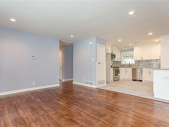 5th image of 1104 Noble Ave