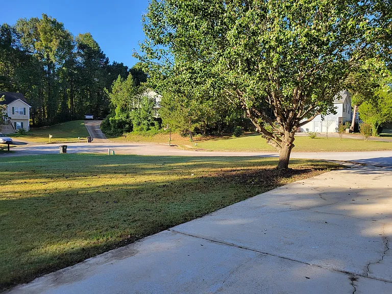 6286 Wellington Ct — Photo 17