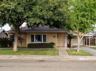 1158 S Church Ave, Reedley, CA 93654