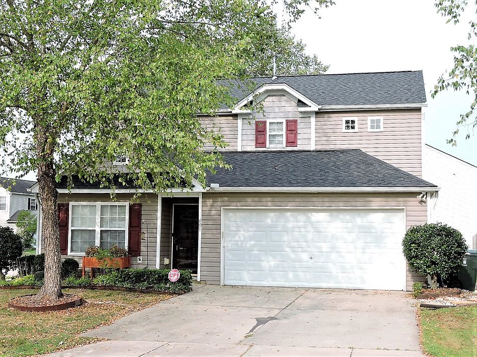 1st image of 601 Cove Hollow Dr