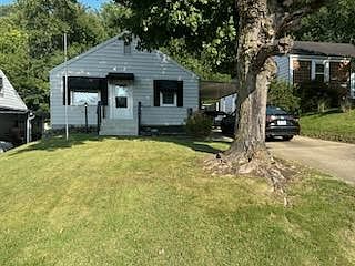 1st image of 2704 Sunrise Ave