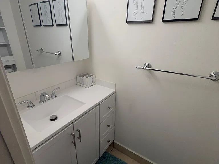 200 Leslie Dr #427 — Photo 10