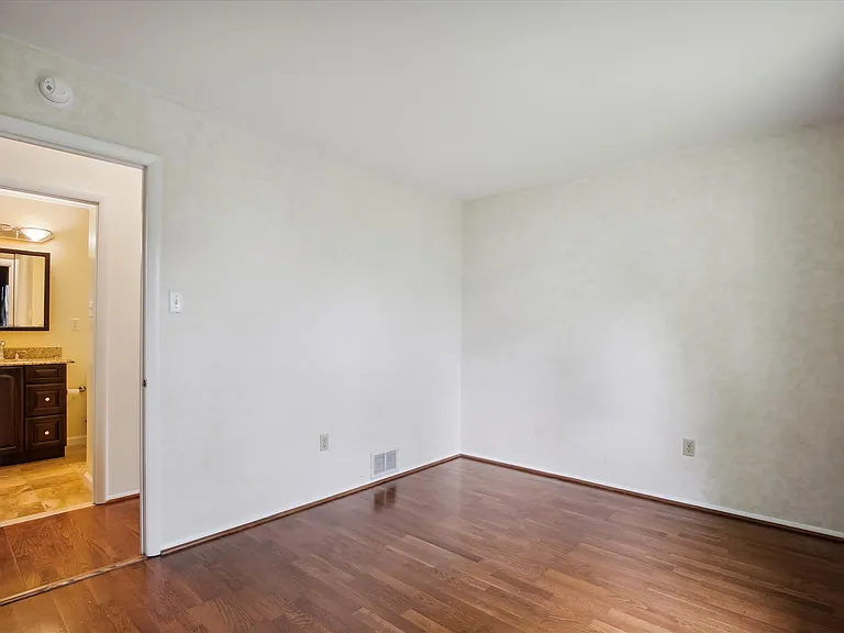 4607 Marshall Hall Ln — Photo 28