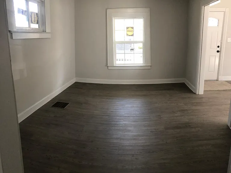 717 Wager St — Photo 5