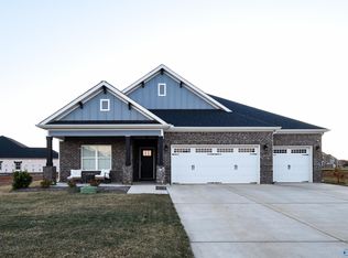204 Charlie Lee Cir, Meridianville, AL 35759