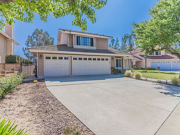 2nd image of 1422 Stardust Dr