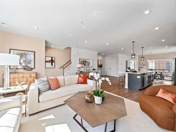 5955 McComb St, Charlottesville, VA 22902