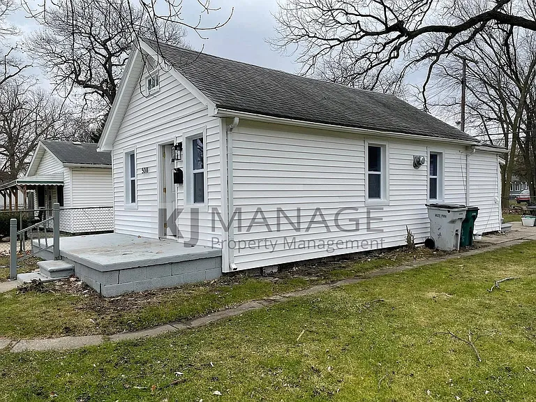 508 E Bernhard Ave — Photo 15
