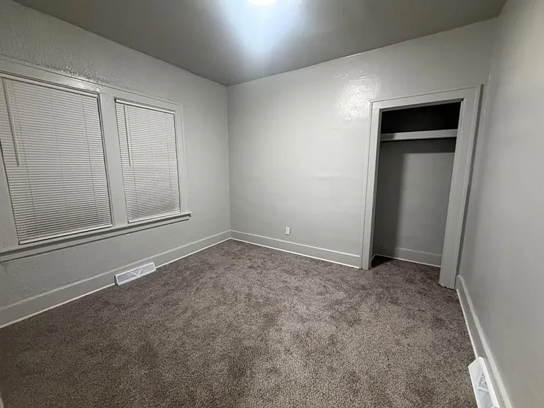 2315 Tuxedo St — Photo 10
