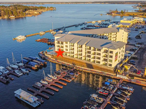 199 Waterpoint Ct #106, Montgomery, TX 77356