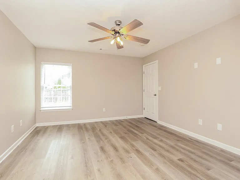 3012 Deer Trail Dr — Photo 9