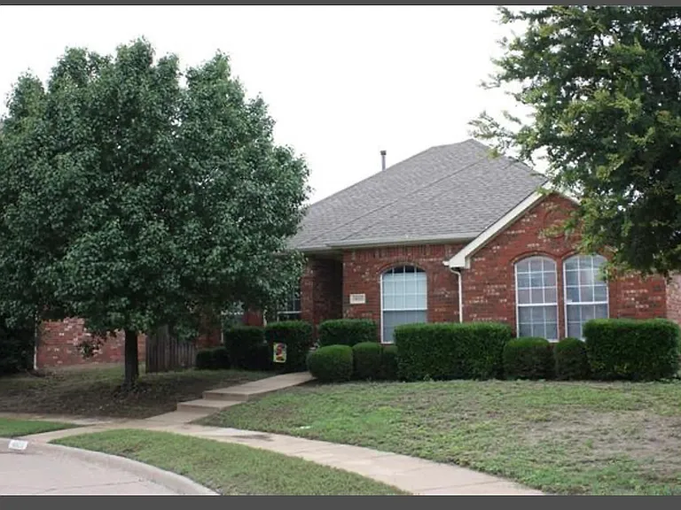 4600 Spanishmoss Dr — Photo 39
