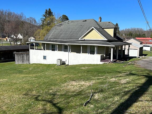 4th image of 306 Cedar St NE