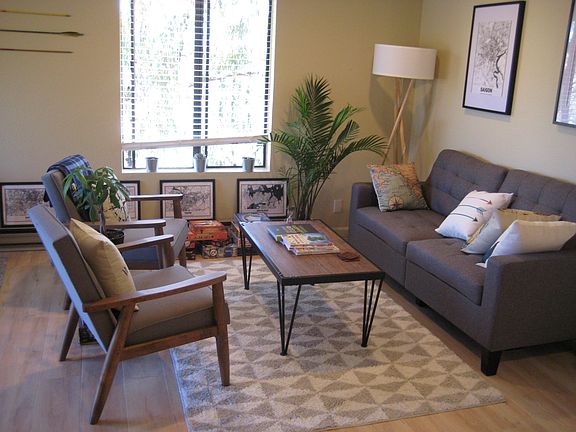 2nd image of 1210 Geraldine Way APT 101
