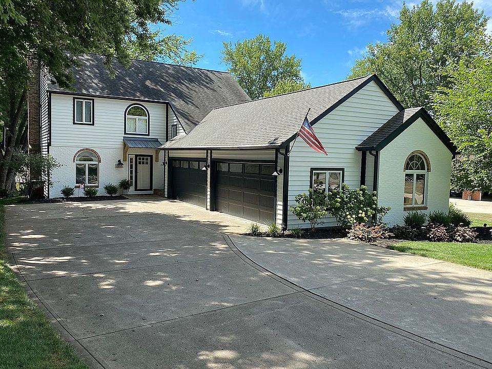1st image of 2553 W Choctaw Dr