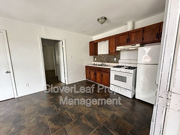 5th image of 317 Kashmuir Pl APT 2