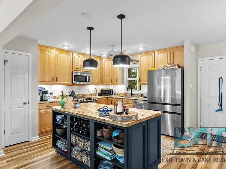 255 Sandy Ln — Photo 19